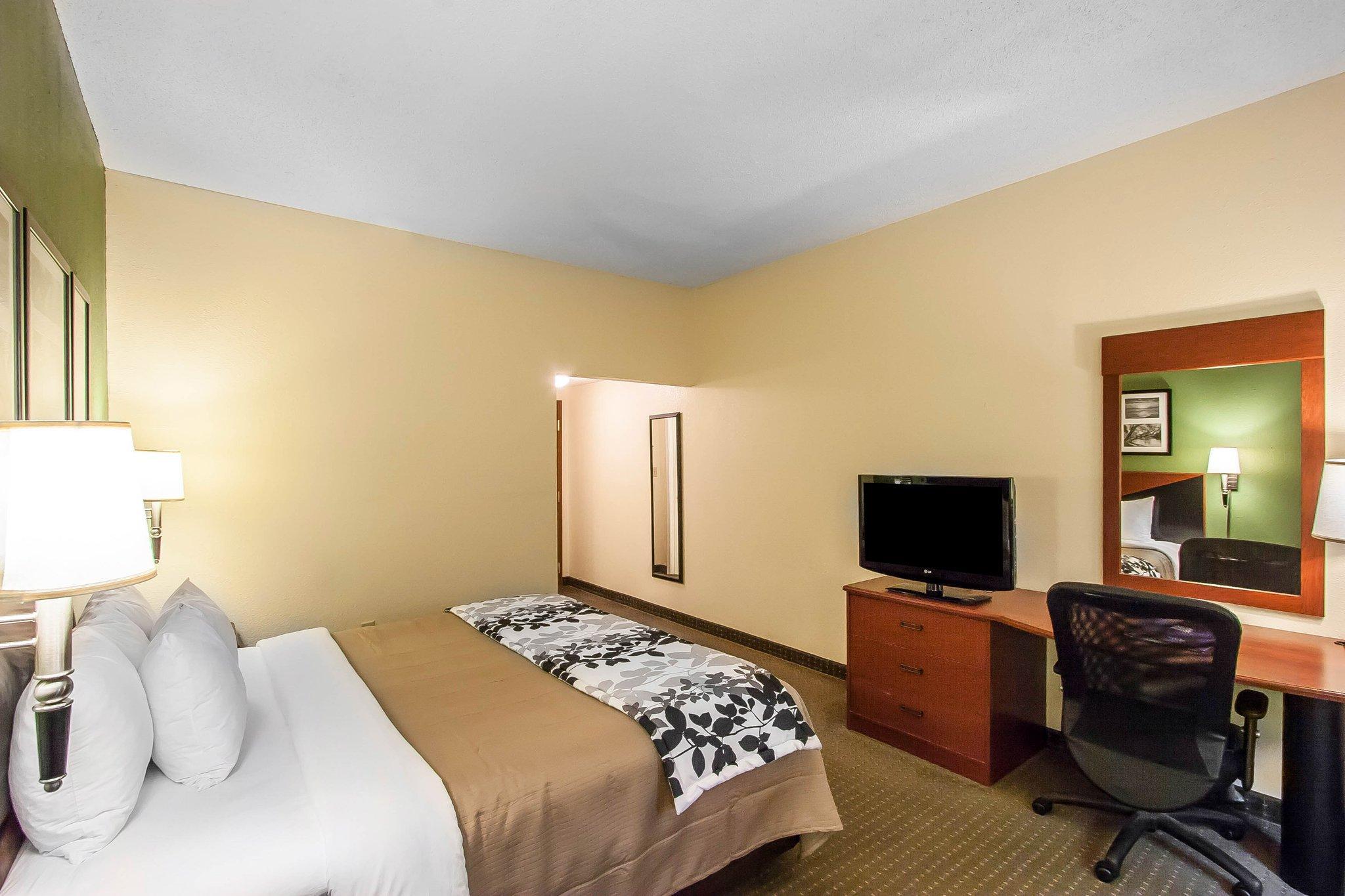 Sleep Inn & Suites Airport Pearl Bagian luar foto